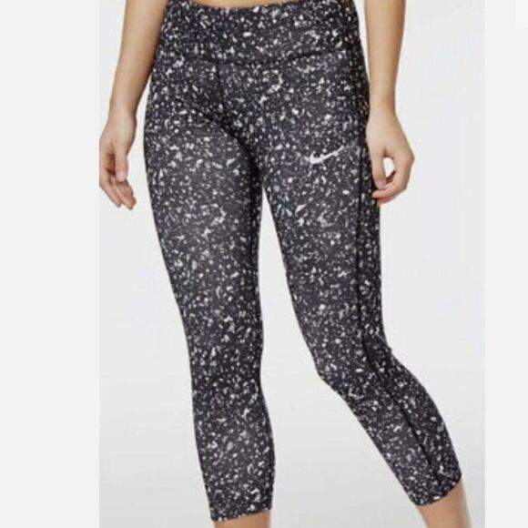 Nike Pants - Nike Power Essential Black & Gray Cropped Running Leggings (S)